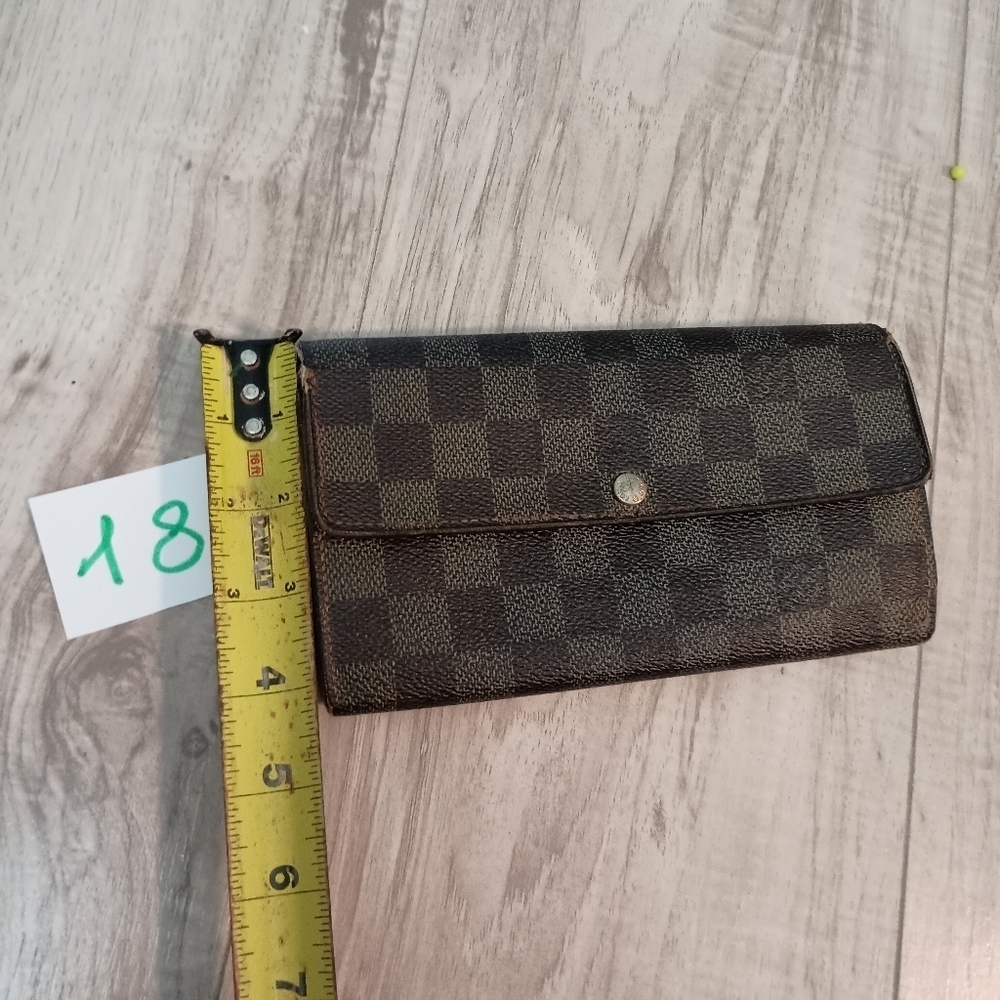 Louis Vuitton Authentic Damier Ebene Canvas Long Wallet - Picture 14 of 14